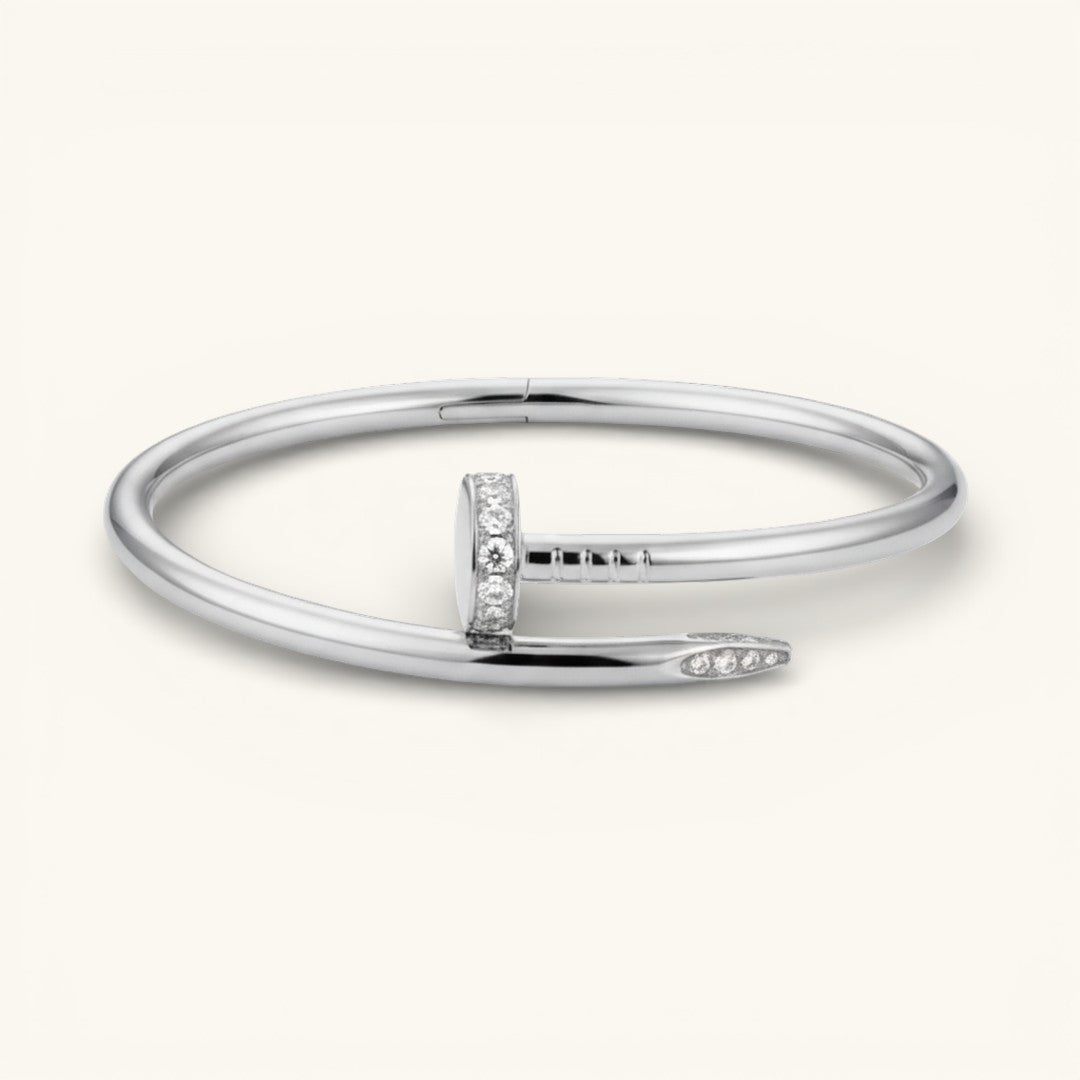 Elegance Nail Deluxe 18K Gold Bracelet