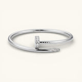 Elegance Nail Deluxe 18K Gold Bracelet