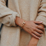 Elegance Nail Deluxe 18K Gold Bracelet