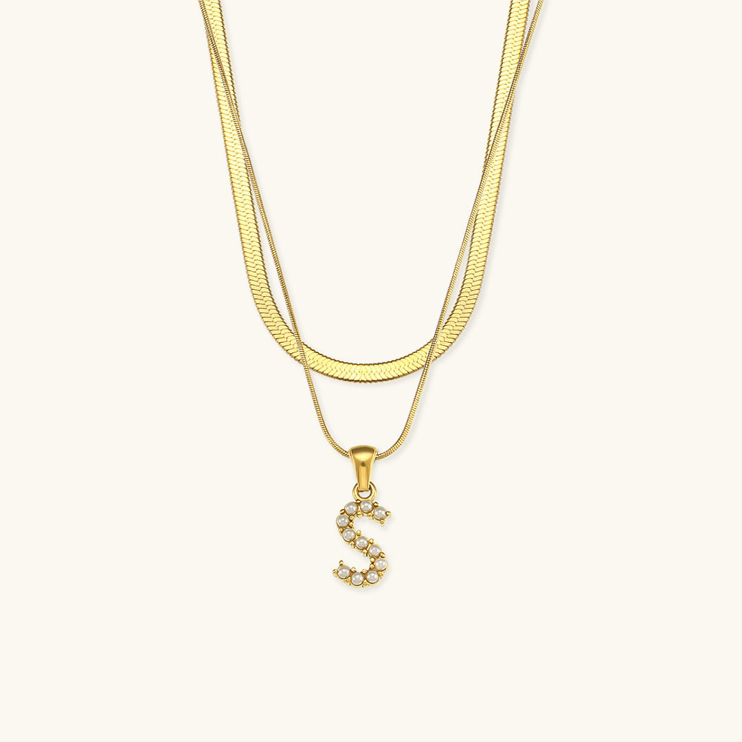 Initial Necklace in Gold-Plated Fiona